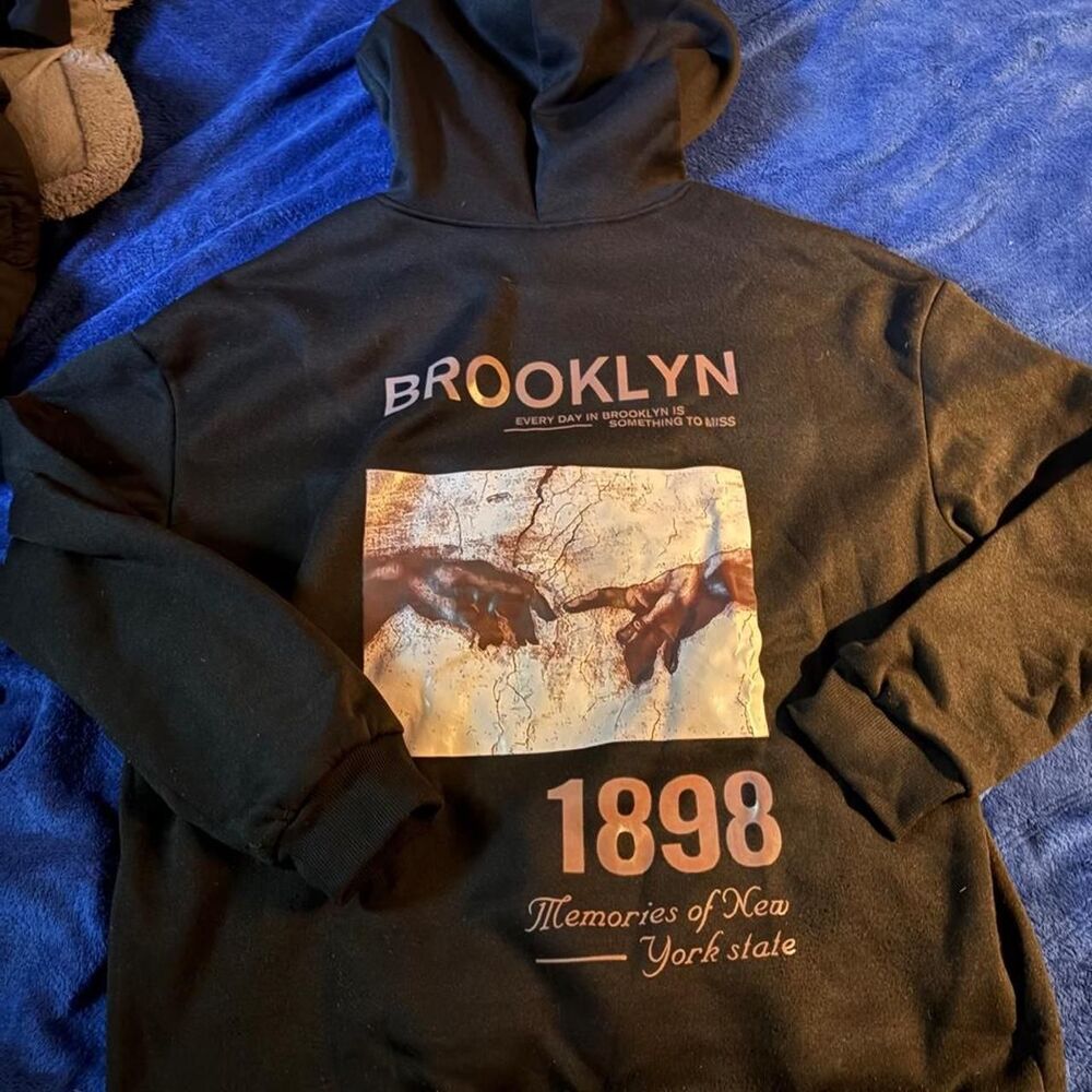 Unbranded Women's Black Hoodie